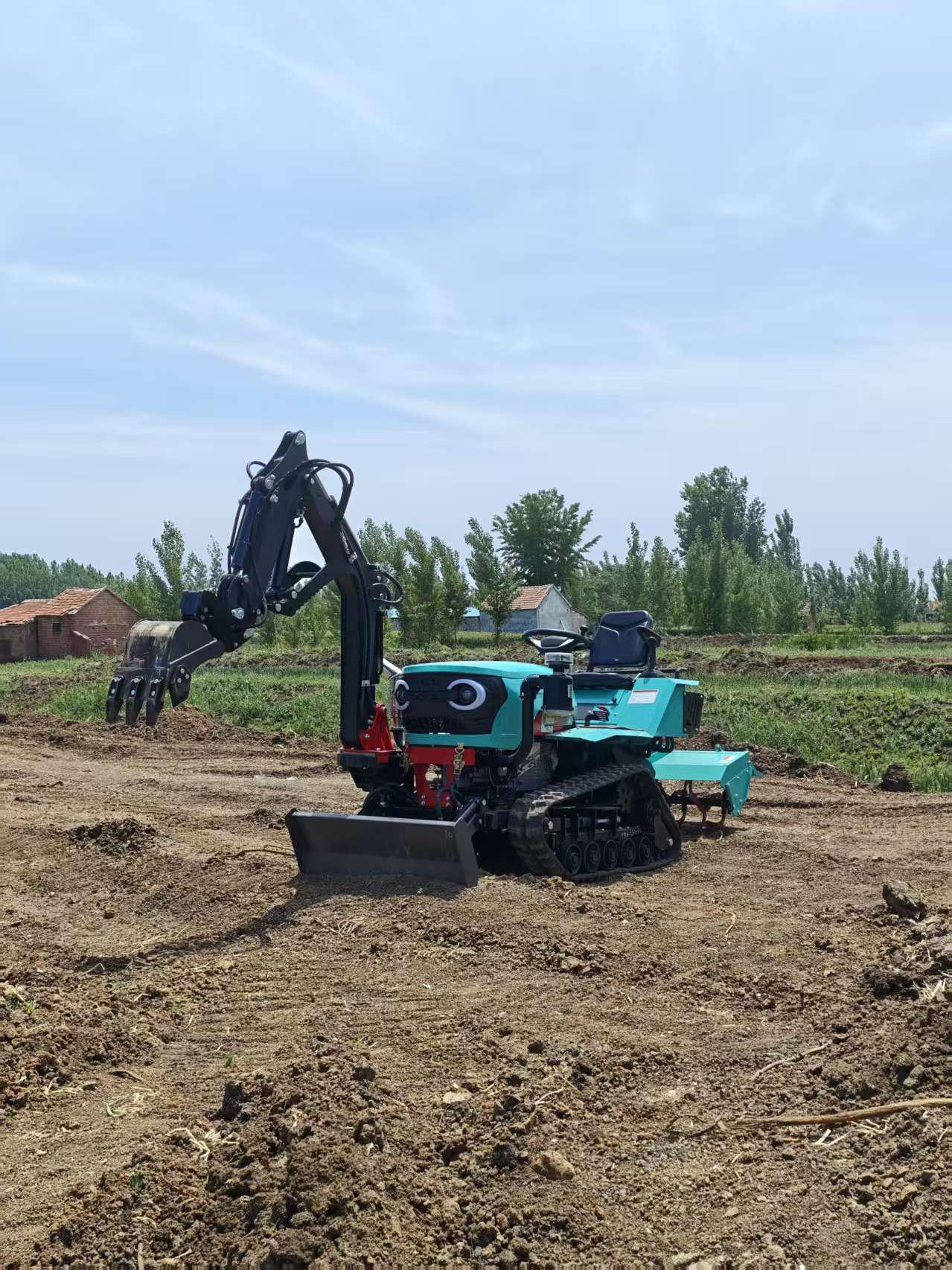 Yüksek Beygir Güçlü Paletli Tr - Agriculture Farming Land For Sale incelemesi ve fiyatı
